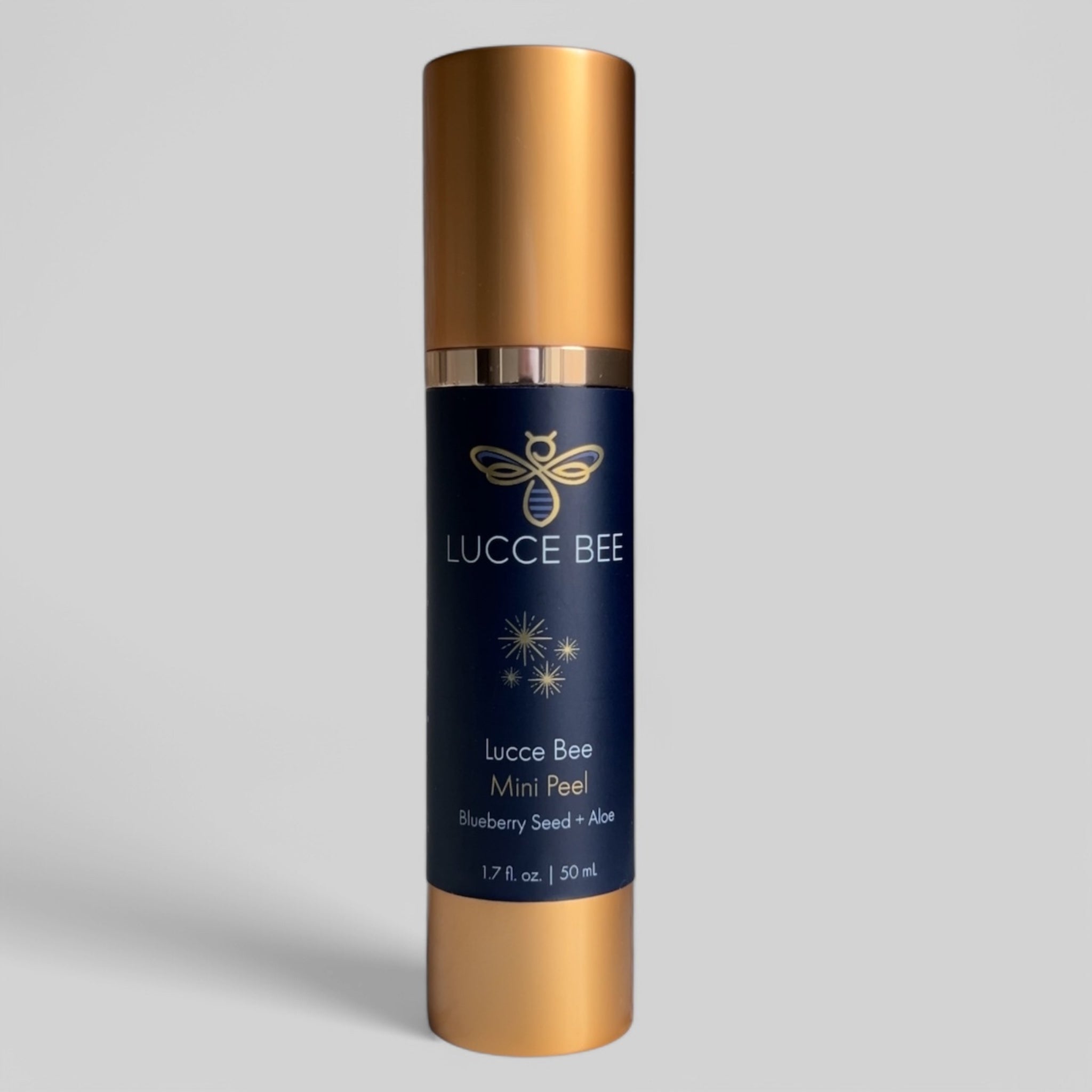 Lucce Bee Mini Peel – Exfoliating Facial Treatment with Blueberry Seed and Aloe for Smooth, Radiant Skin in Luxe Gold Bottle (1.7 fl oz / 50 mL)
